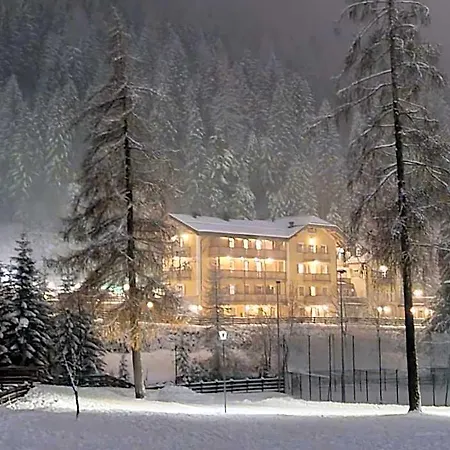 Avisio Lejlighedshotel Canazei