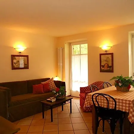 Avisio Lejlighedshotel 4*
