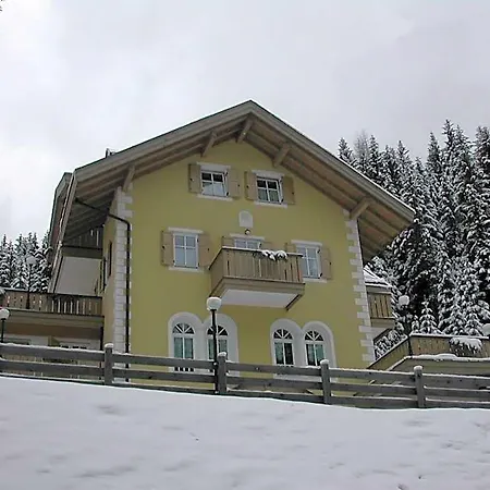 Lejlighedshotel Avisio Canazei